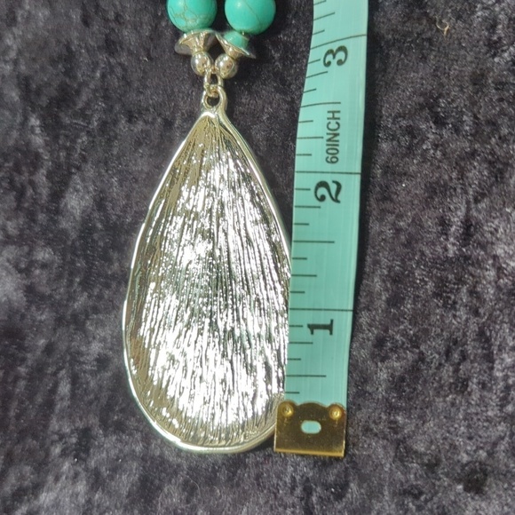 Unmarked Turquoise Color Silver Tone Pendant Adjustable Necklace w/Claw Clasp - Picture 7 of 8